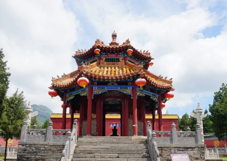 古建筑结构健康监测系统:让历史建筑“延年益寿” 古建筑结构健康监测系统:让历史建筑“延年益寿”