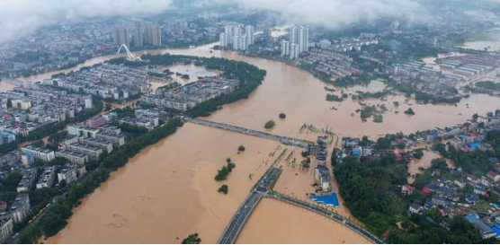 平江内涝水位逼近红绿灯,积水超阈值如何监测预警 平江内涝水位逼近红绿灯,积水超阈值如何监测预警