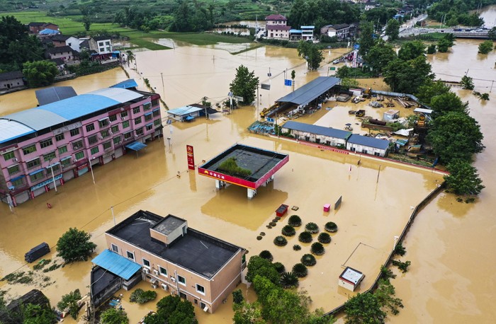 雷达水位监测仪在暴雨天气的应用价值
